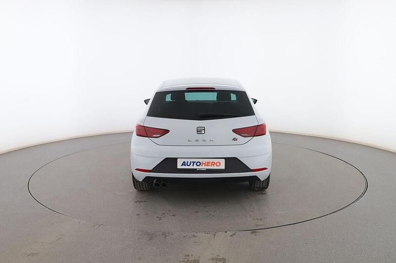 Usado Seat Leon FR 150 CV (110 kW) 2017 Blanco Berlina
