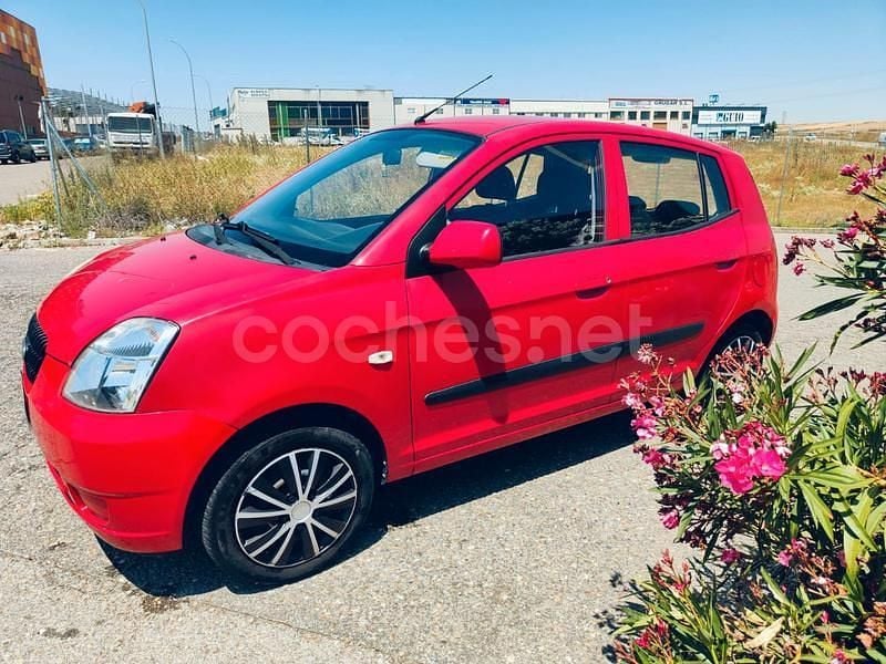 Rojo Usado 2005 Kia Picanto LX Utilitario | 2490 € (Un poco caro) - Imagen 1/3
