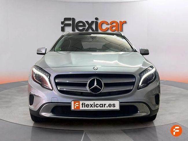 Usado Mercedes GLA200 AMG line 136 CV (100 kW) 2016 Gris SUV