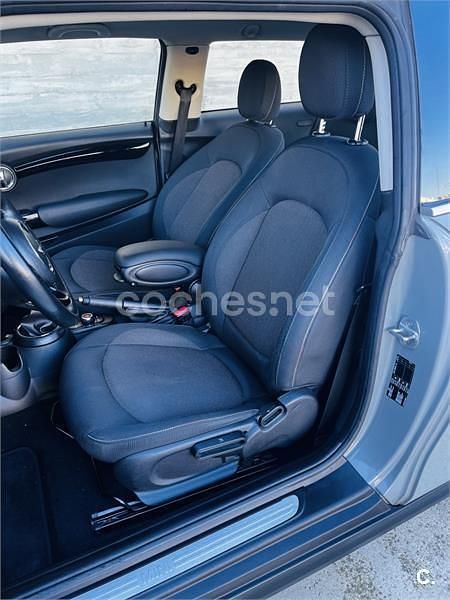 Usado Mini Cooper D 116 CV (85 kW) 2017 Gris / plata Utilitario
