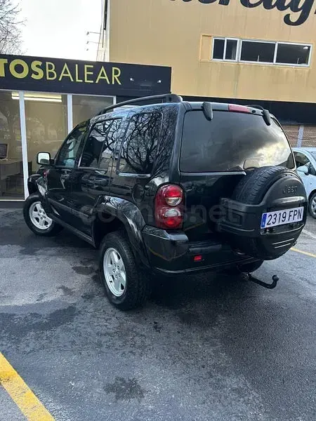 Usado Jeep Cherokee Limited 163 CV (119 kW) 2007 Negro SUV