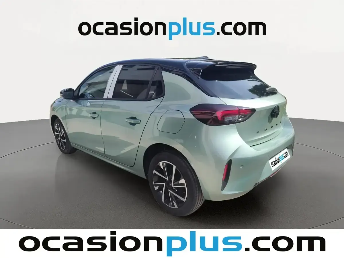 Nuevo Opel Corsa 100 CV (73 kW) 2025 Verde Utilitario