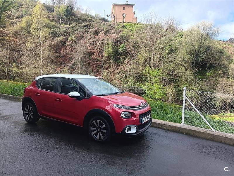 Usado Citroën C3 Feel 82 CV (60 kW) 2018 Rojo Utilitario