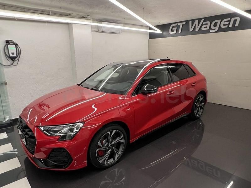 Usado Audi A3 Competition 272 HP (200 kW) 2025 Vermelho Sedan