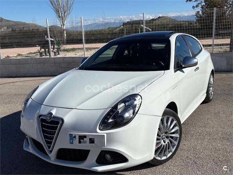 Usado Alfa Romeo Giulietta Distinctive 140 CV (102 kW) 2011 Blanco Berlina