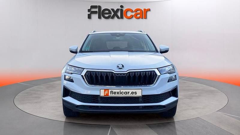Usado Skoda Karoq Selection 150 CV (110 kW) 2024 Blanco SUV
