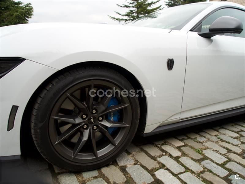 Usado Ford Mustang 459 CV (337 kW) 2025 Blanco Coupe