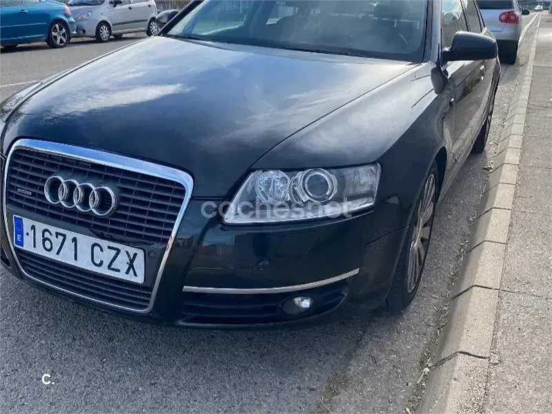 Usado Audi A6 225 CV (165 kW) 2004 Negro Berlina
