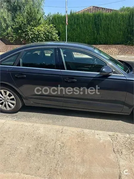 Usado Audi A6 Premium 177 CV (130 kW) 2014 Azul Berlina