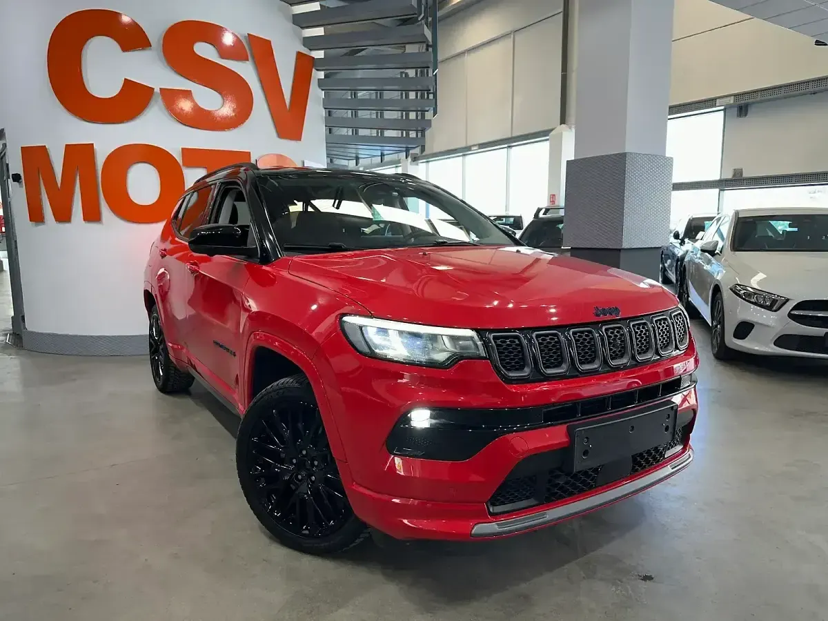 Usado Jeep Compass Limited 240 CV (176 kW) 2022 Rojo SUV