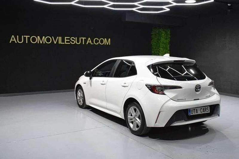 Usado Toyota Corolla Active 122 CV (89 kW) 2019 Blanco Utilitario