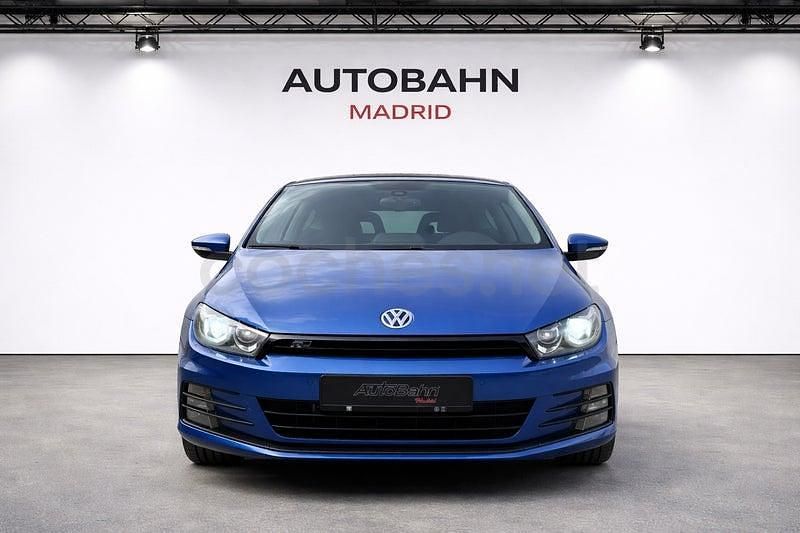 Begagnad VW Scirocco R-line 125 HK (91 kW) 2015 Blå Sportkupé