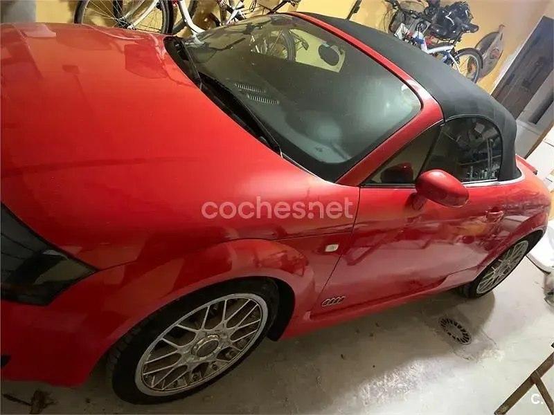 Usado Audi TT Roadster 180 CV (132 kW) 2002 Rojo Descapotable
