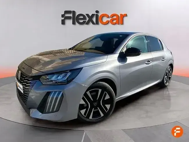 Usado Peugeot 208 Allure 100 CV (73 kW) 2025 Gris Utilitario