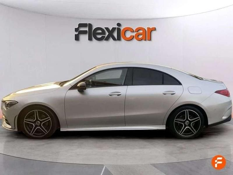 Usado Mercedes CLA200 Shooting Brake 150 CV (110 kW) 2021 Gris Familiar