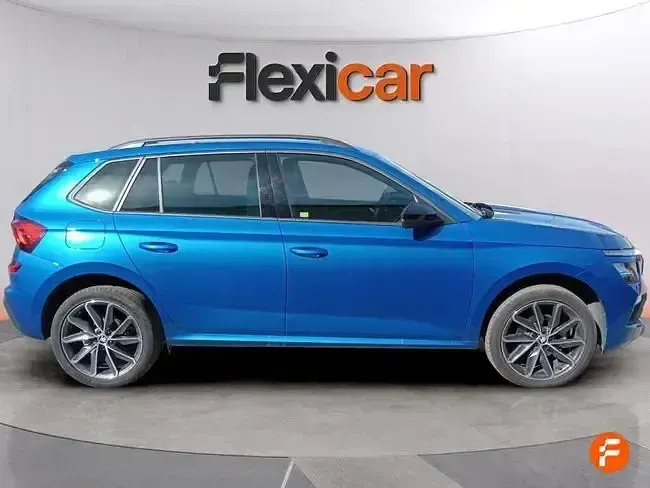 Usado Skoda Kamiq Sport 150 CV (110 kW) 2025 Azul SUV