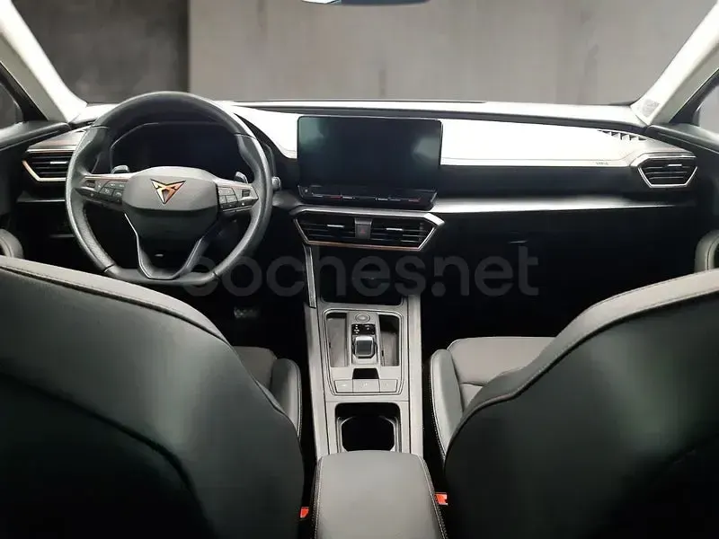 Usado Cupra Formentor 150 CV (110 kW) 2023 Gris / plata SUV