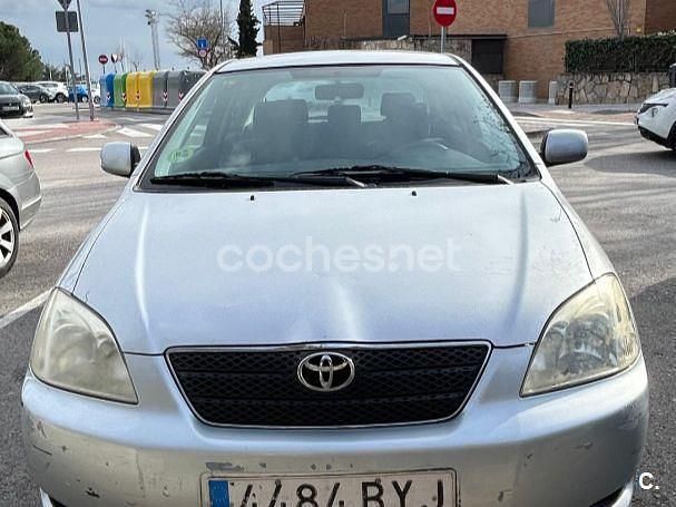 Usado Toyota Corolla Sol 110 CV (80 kW) 2001 Blanco Berlina