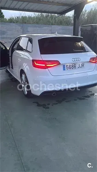 Usado Audi A3 S-Line 110 CV (80 kW) 2015 Blanco Berlina