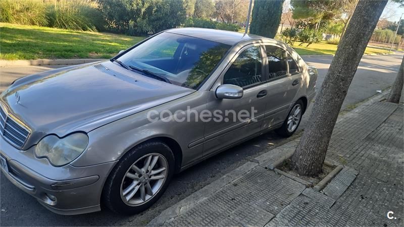 Gris / plata Usado 2003 Mercedes C180 Elegance Berlina | 3000 € (Buen precio) - Imagen 1/2