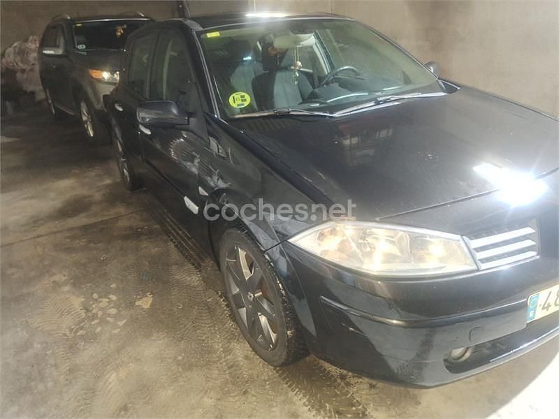 Usado Renault Mégane II Dynamique 130 CV (95 kW) 2006 Negro Berlina