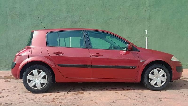 Usado Renault Mégane II Authentique 106 CV (77 kW) 2005 Burdeos Utilitario