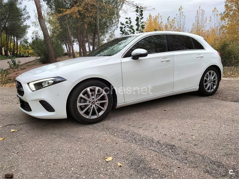 Usado Mercedes A180 109 CV (80 kW) 2019 Blanco Berlina