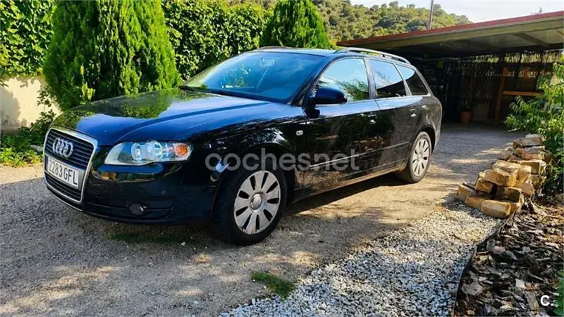 Usado Audi A4 S-Line 140 CV (102 kW) 2005 Negro Familiar