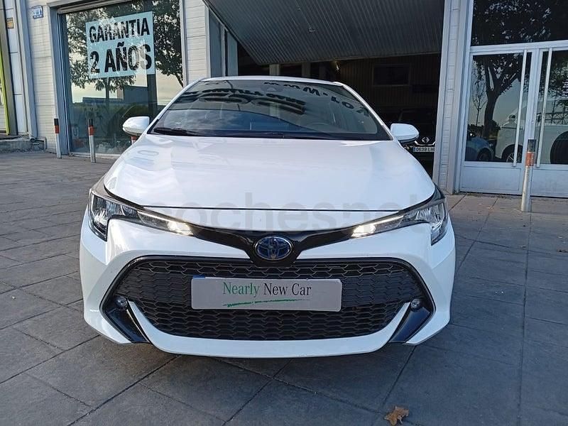 Usado Toyota Corolla Active 122 CV (89 kW) 2021 Blanco Berlina