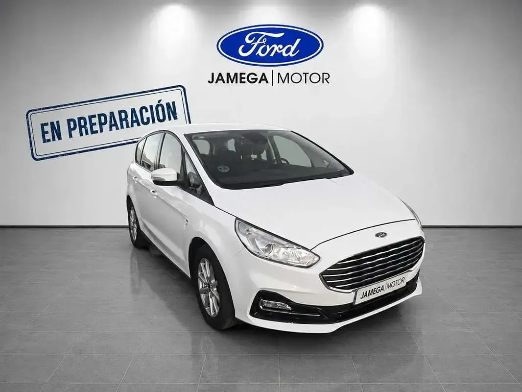 Usado Ford S-MAX Trend 150 CV (110 kW) 2021 Blanco Monovolumen