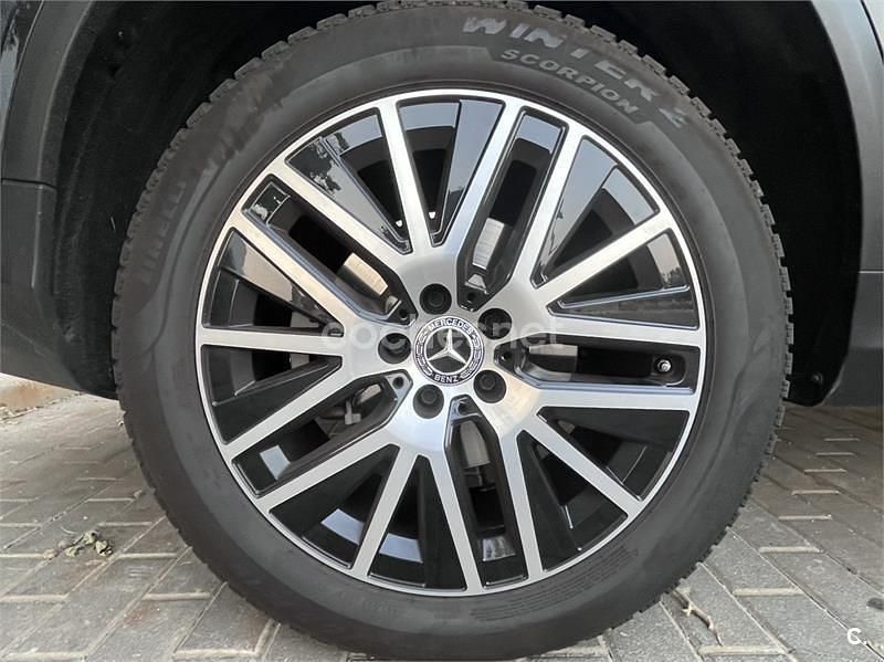 Usado Mercedes GLC300e 313 CV (230 kW) 2022 Gris / plata SUV