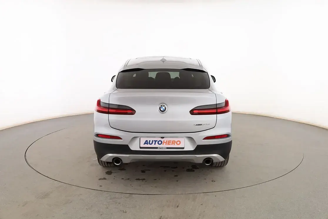 Usado BMW X4 Sport Line 190 CV (139 kW) 2020 Gris SUV