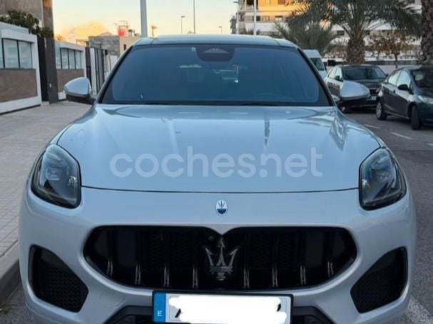 Usado Maserati Grecale 330 CV (242 kW) 2023 Gris / plata SUV