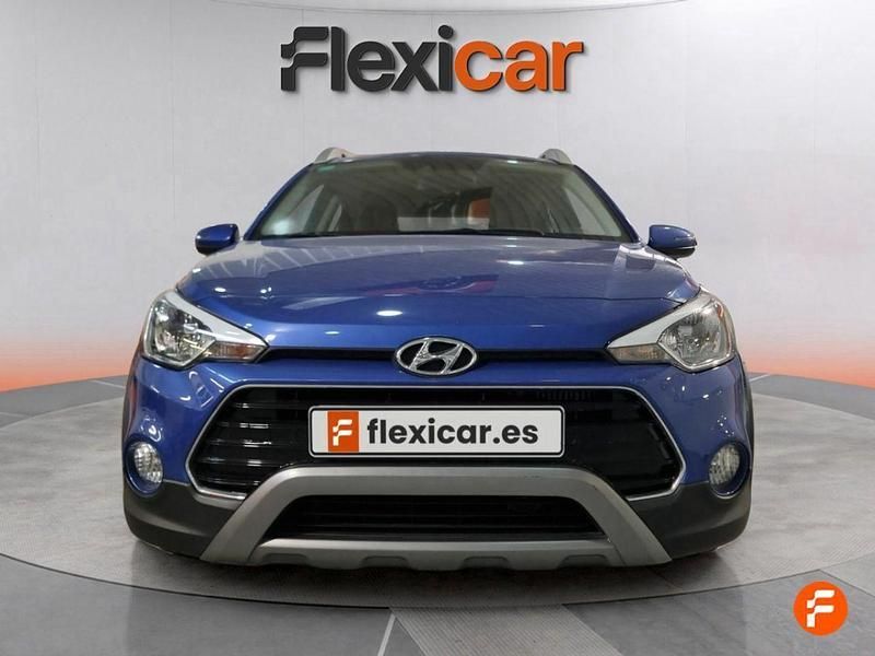 Usado Hyundai i20 100 CV (73 kW) 2019 Azul Berlina