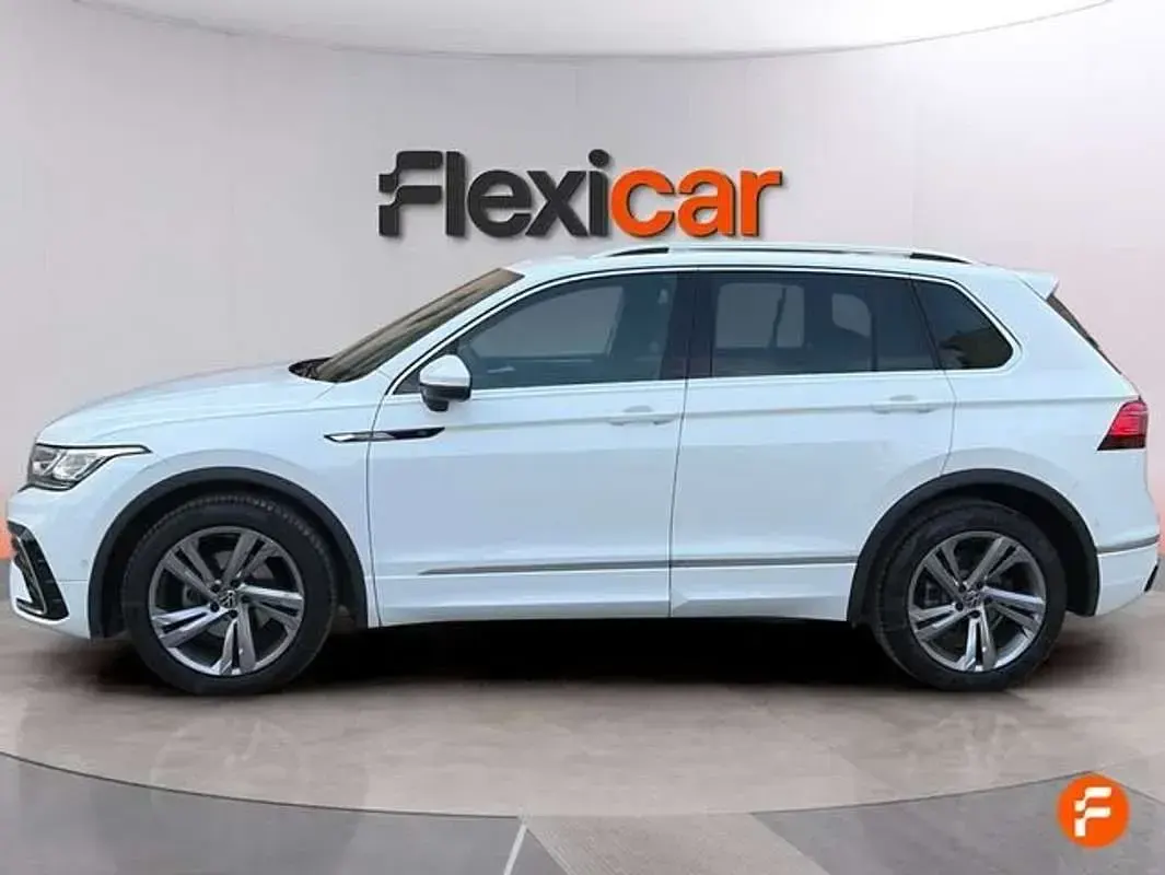 Usado VW Tiguan R-line 150 CV (110 kW) 2021 Blanco SUV
