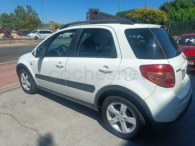 Usado Suzuki SX4 GL 90 CV (66 kW) 2010 Blanco SUV