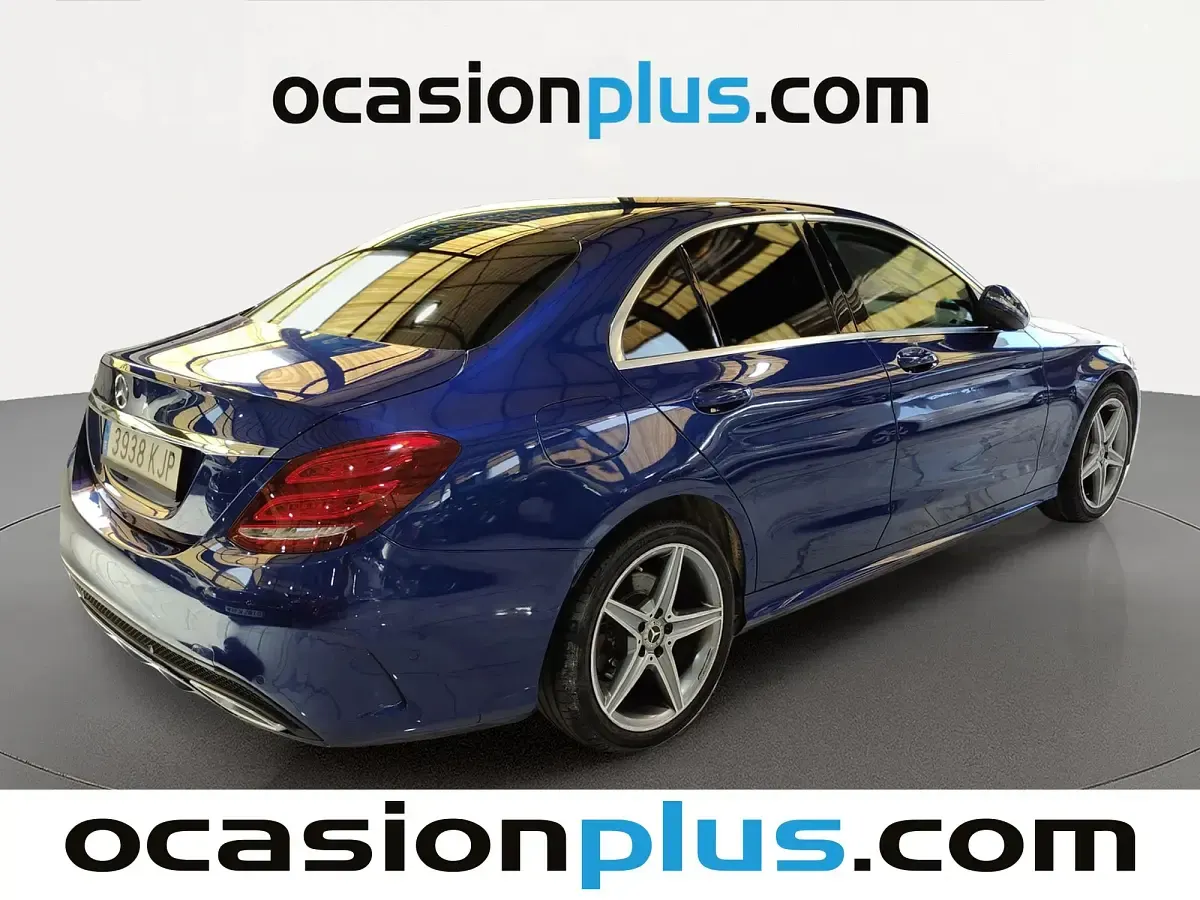 Usado Mercedes C220 AMG 170 CV (125 kW) 2018 Azul Berlina