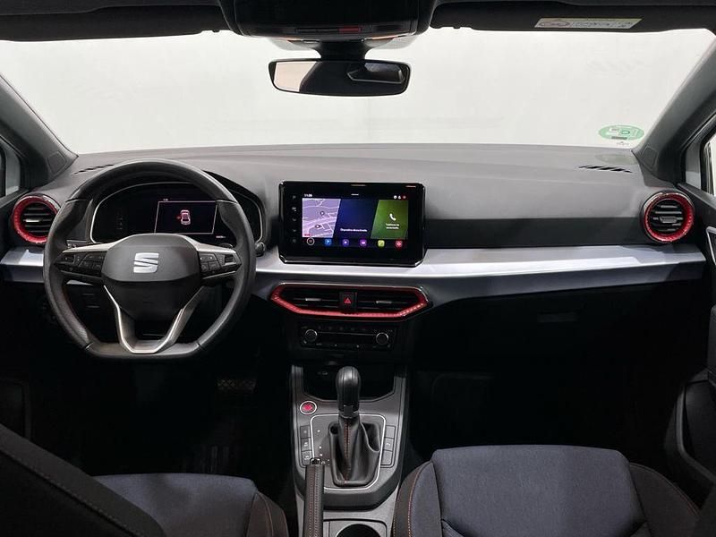 Usado Seat Ibiza FR 150 CV (110 kW) 2024 Blanco Utilitario