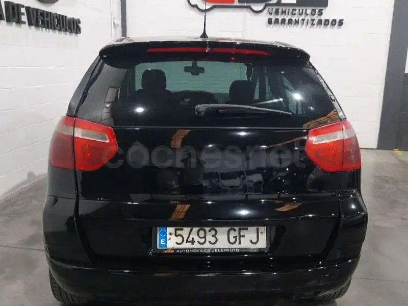 Usado Citroën C4 Picasso 110 CV (80 kW) 2008 Negro Monovolumen