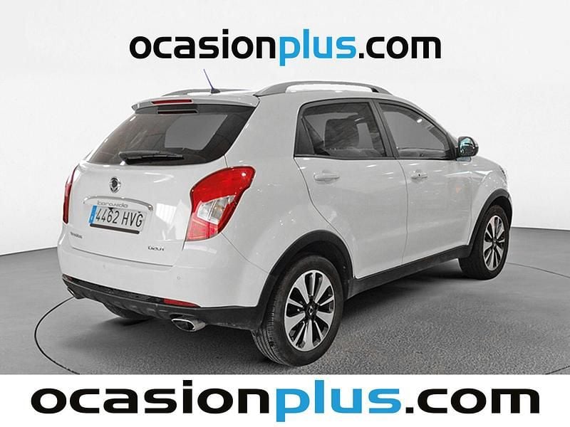 Usado Ssangyong (KGM) Korando Limited 175 CV (128 kW) 2014 Blanco SUV