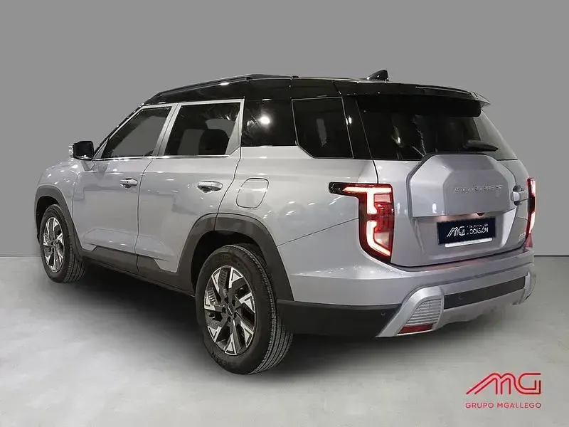 Usado KGM Torres 204 CV (150 kW) 2025 Gris / plata SUV