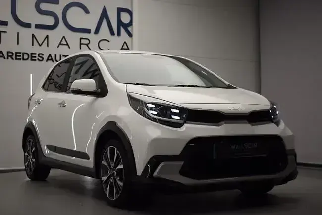 Usado Kia Picanto X-Line 100 CV (73 kW) 2022 Blanco Utilitario