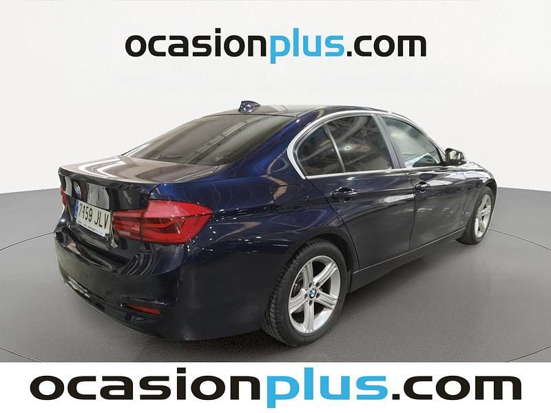 Usado BMW 318 150 CV (110 kW) 2016 Azul Berlina