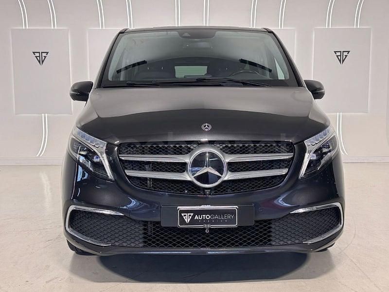 Usado Mercedes V250 Avantgarde 190 CV (139 kW) 2021 Gris Monovolumen