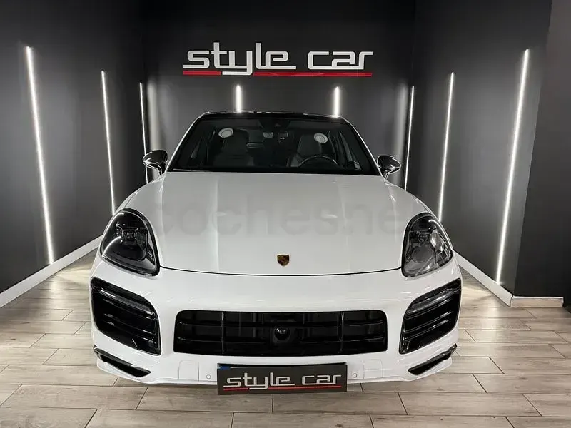 Usado Porsche Cayenne Platinum Edition 462 CV (339 kW) 2023 Blanco SUV