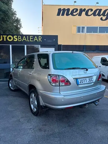 Usado Lexus RX300 201 CV (147 kW) 2002 Gris / plata SUV
