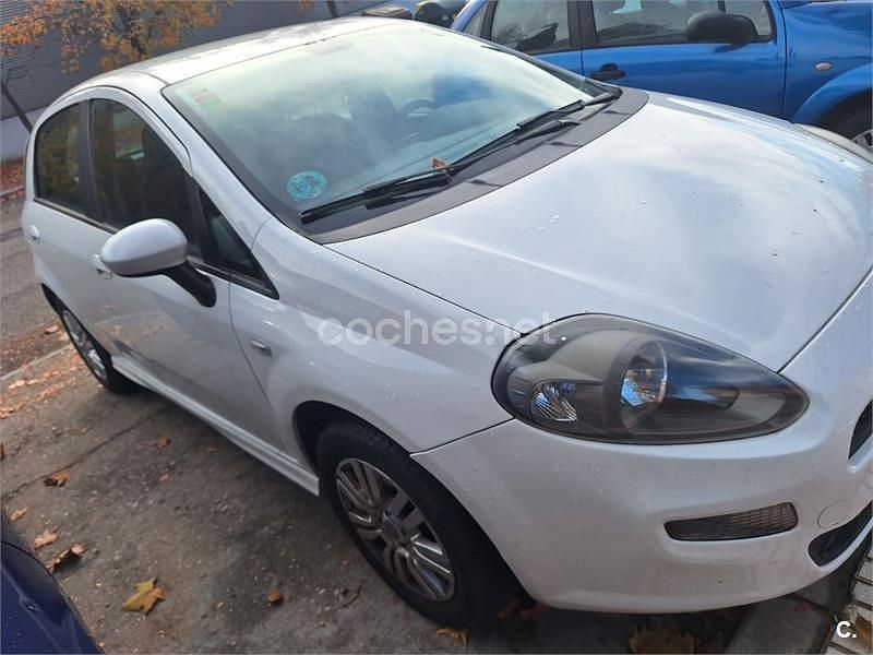 Blanco Usado 2014 Fiat Punto Easy Berlina | 5000 € (Precio justo) - Imagen 1/4