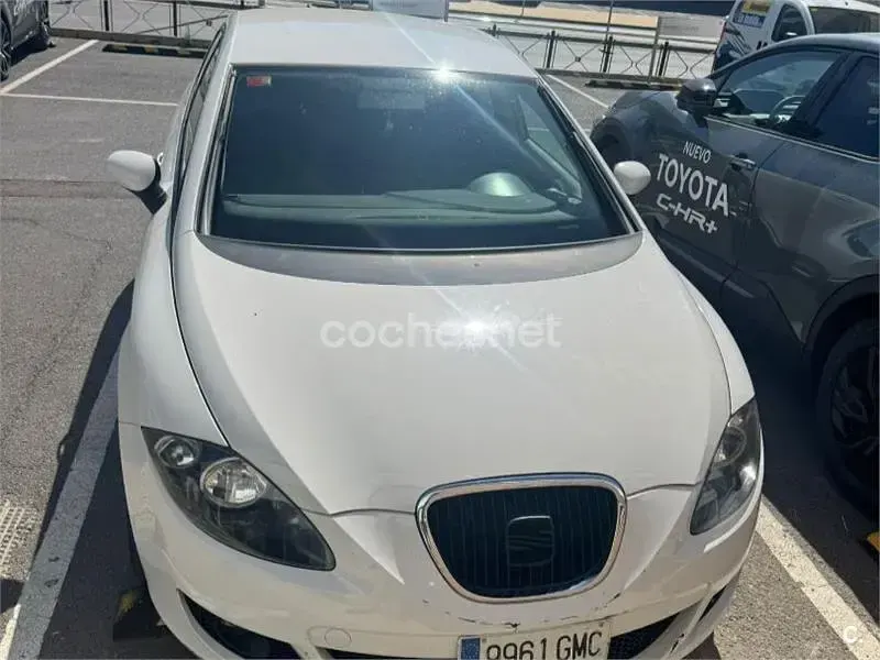 Usado Seat Leon Ecomotive 105 CV (77 kW) 2009 Blanco Utilitario