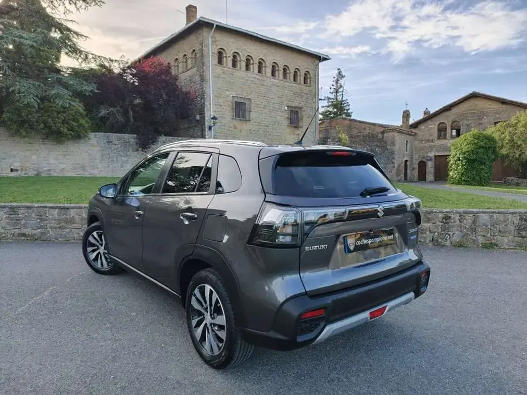 Usado Suzuki SX4 S-Cross 129 CV (94 kW) 2024 Gris SUV