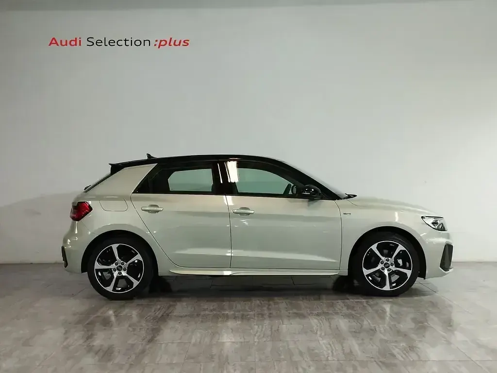 Usado Audi A1 116 CV (85 kW) 2025 Gris SUV